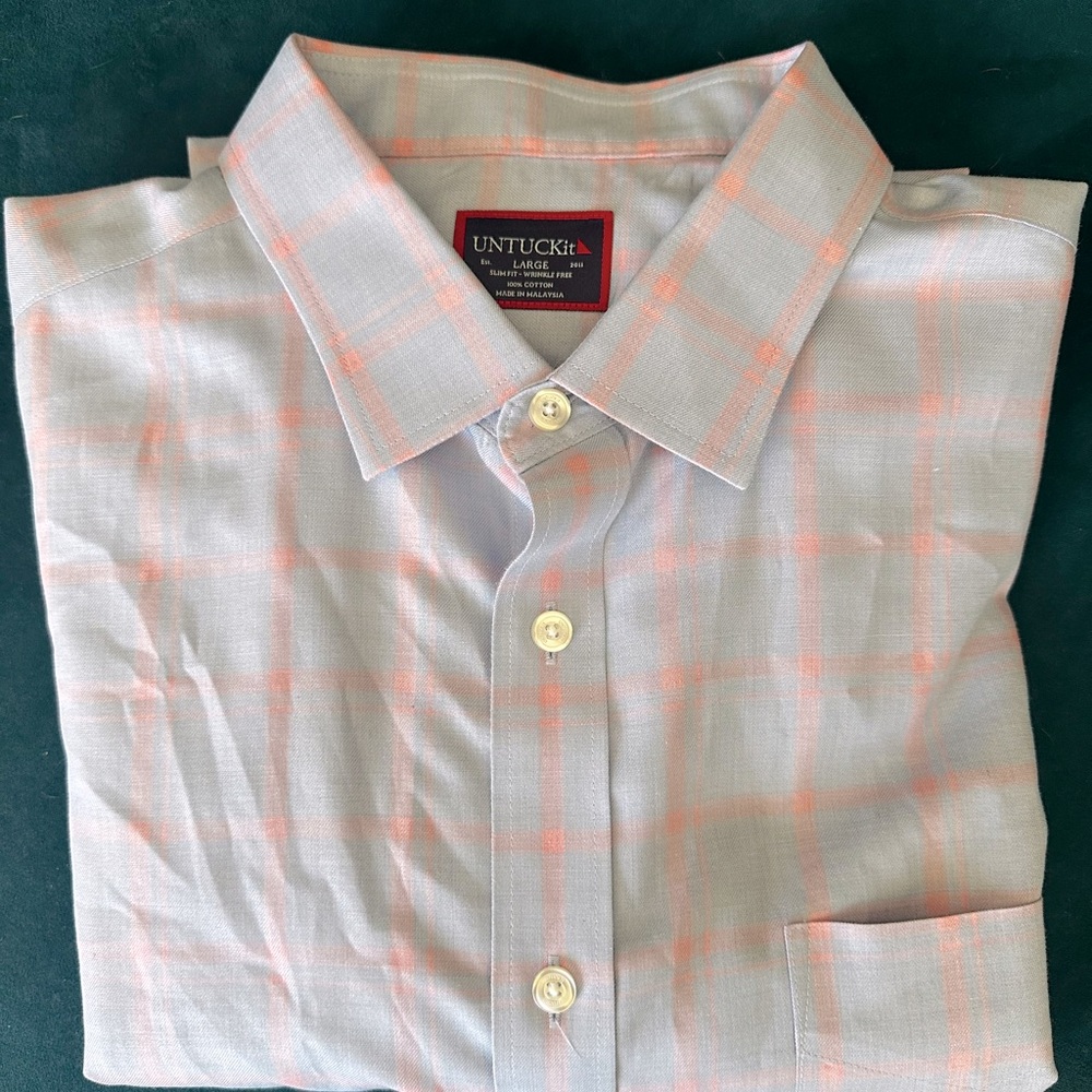 Men’s long sleeve UNTUCKit dress shirt